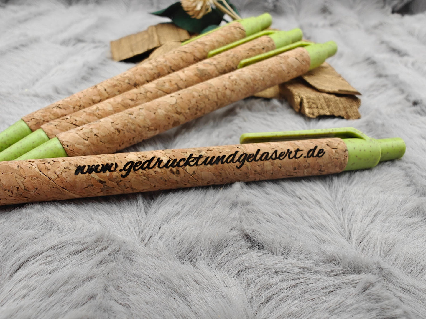 Kugelschreiber personalisiert aus Kork mit Gravur 4 Farben zur Wahl Kuli Stift Gastgeschenk Geschenk