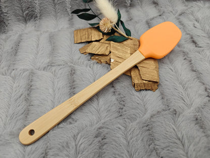 Teigschaber Silikonspatel personalisiert Bambus flach Pfirsich Marmelade, backen, kochen uvm. ca. 21 cm lang mit Wunschgravur