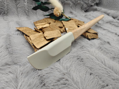Teigschaber Silikonspatel personalisiert hellgrau  Holz backen schmal ca. 23 x 2,5 cm mit Wunschgravur