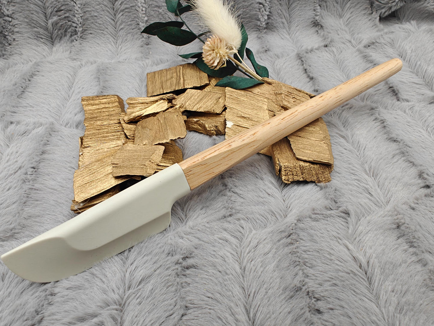 Teigschaber Silikonspatel personalisiert hellgrau  Holz backen schmal ca. 23 x 2,5 cm mit Wunschgravur