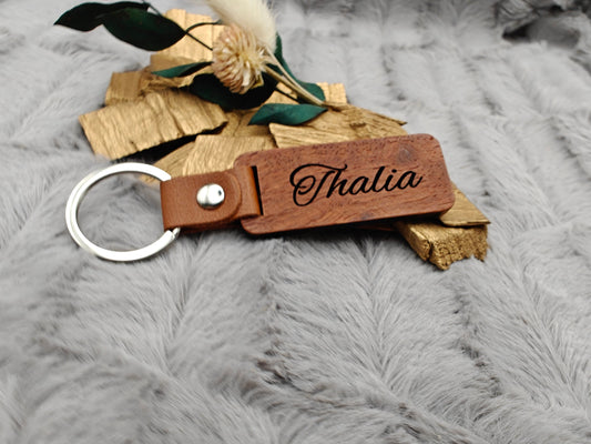 Schlüsselanhänger personalisiert Holz Wunschgravur ideales Geschenk Geschenkidee
