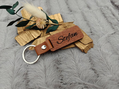 Schlüsselanhänger personalisiert Holz Wunschgravur ideales Geschenk Geschenkidee