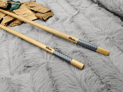2 Chopsticks personalisiert mit Muster Essstäbchen 1 Paar Bambus 24 cm Wunschgravur China Essen Food Sushi Geschenk