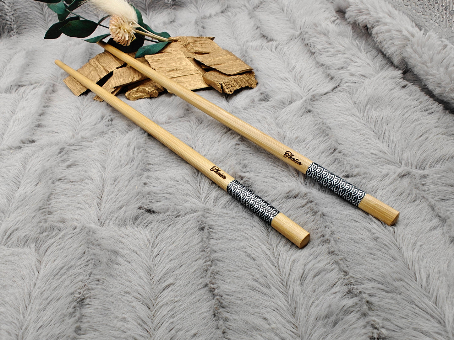 2 Chopsticks personalisiert mit Muster Essstäbchen 1 Paar Bambus 24 cm Wunschgravur China Essen Food Sushi Geschenk
