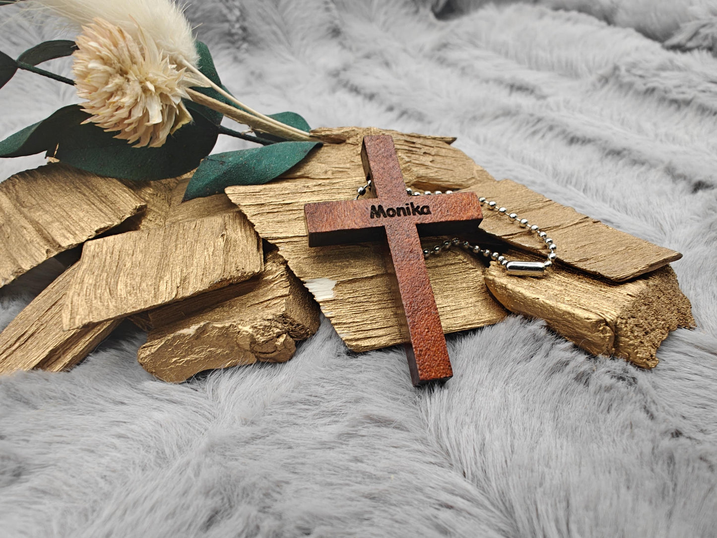 Schlüsselanhänger Kreuz aus Holz mit Gravur und Kugelkette 41x28x5mm Geschenk Christlich Glaube Kirche