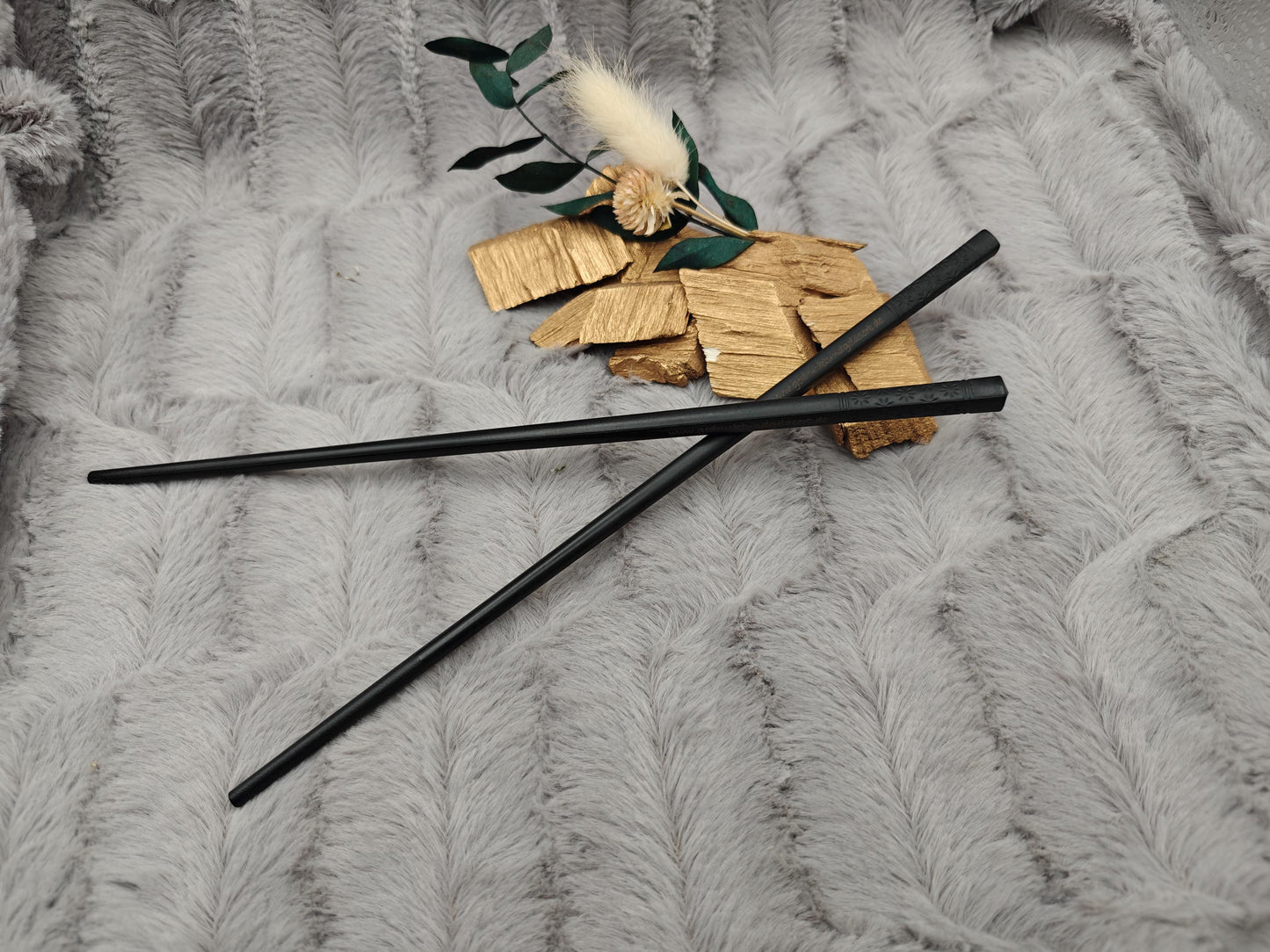 Chopsticks personalisiert schwarz mit Muster 2 Stück Essstäbchen mit Gravur 24 cm Geschenk Wunschgavur