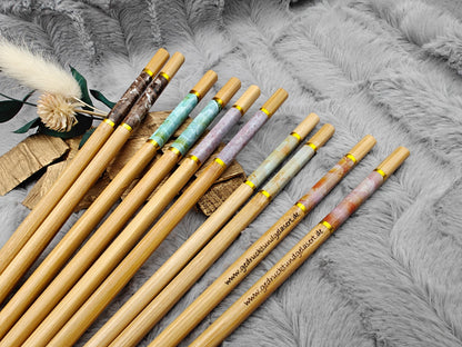 2 Chopsticks personalisiert Holz Essstäbchen 1 Paar 24 cm 5 verschiedene Muster Wunschgravur China Essen Sushi Geschenk