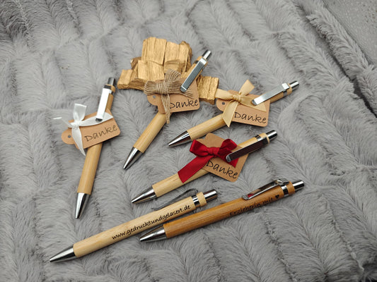 Kugelschreiber personalisiert aus Bambus mit Gravur Danke mit Schleife schwarz Kuli Stift Holz Gastgeschenk Geschenk Gift