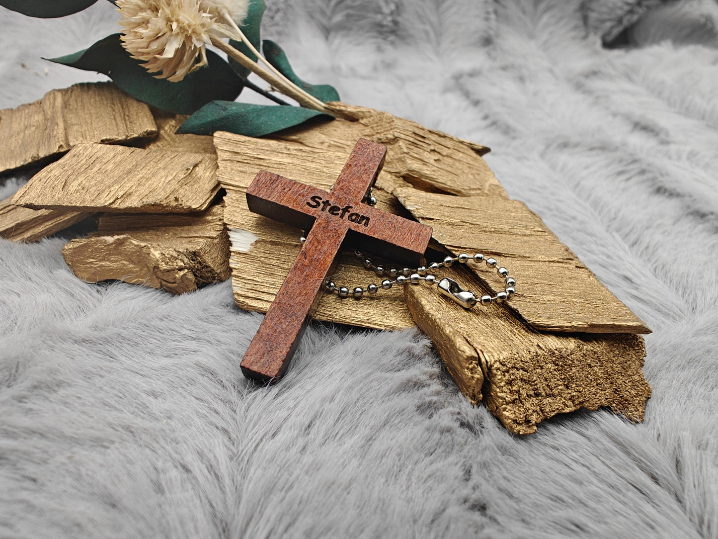 Schlüsselanhänger Kreuz aus Holz mit Gravur und Kugelkette 41x28x5mm Geschenk Christlich Glaube Kirche