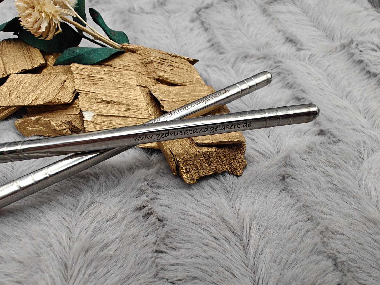 1 Paar Essstäbchen 2 Stück Chinesische Stäbchen Chopsticks Metall mit Gravur Wunschgravur 22cm Sushi