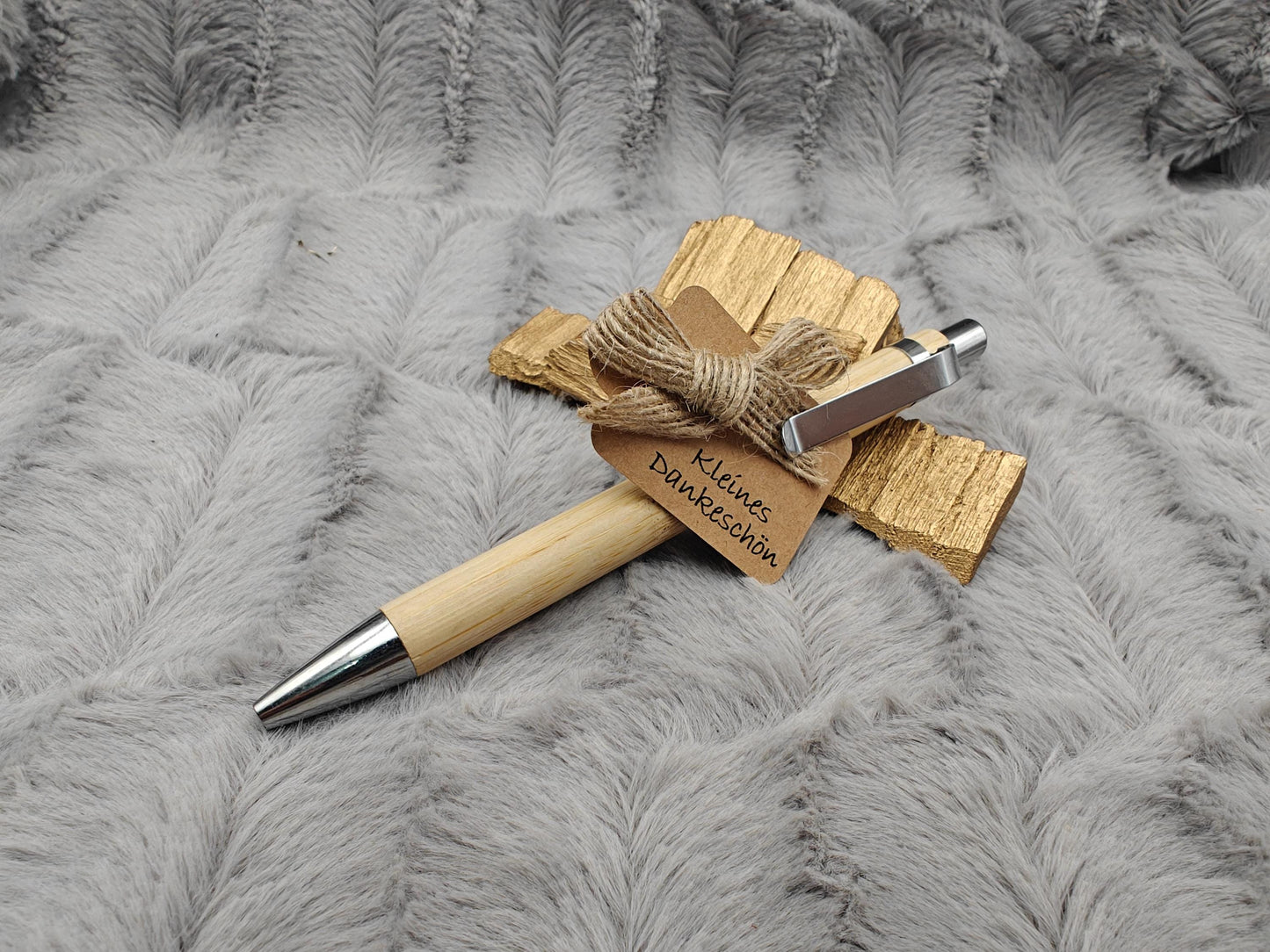 Kugelschreiber personalisiert aus Bambus mit Gravur Kleines Dankeschön mit Schleife schwarz Kuli Stift Holz Gastgeschenk Geschenk Gift
