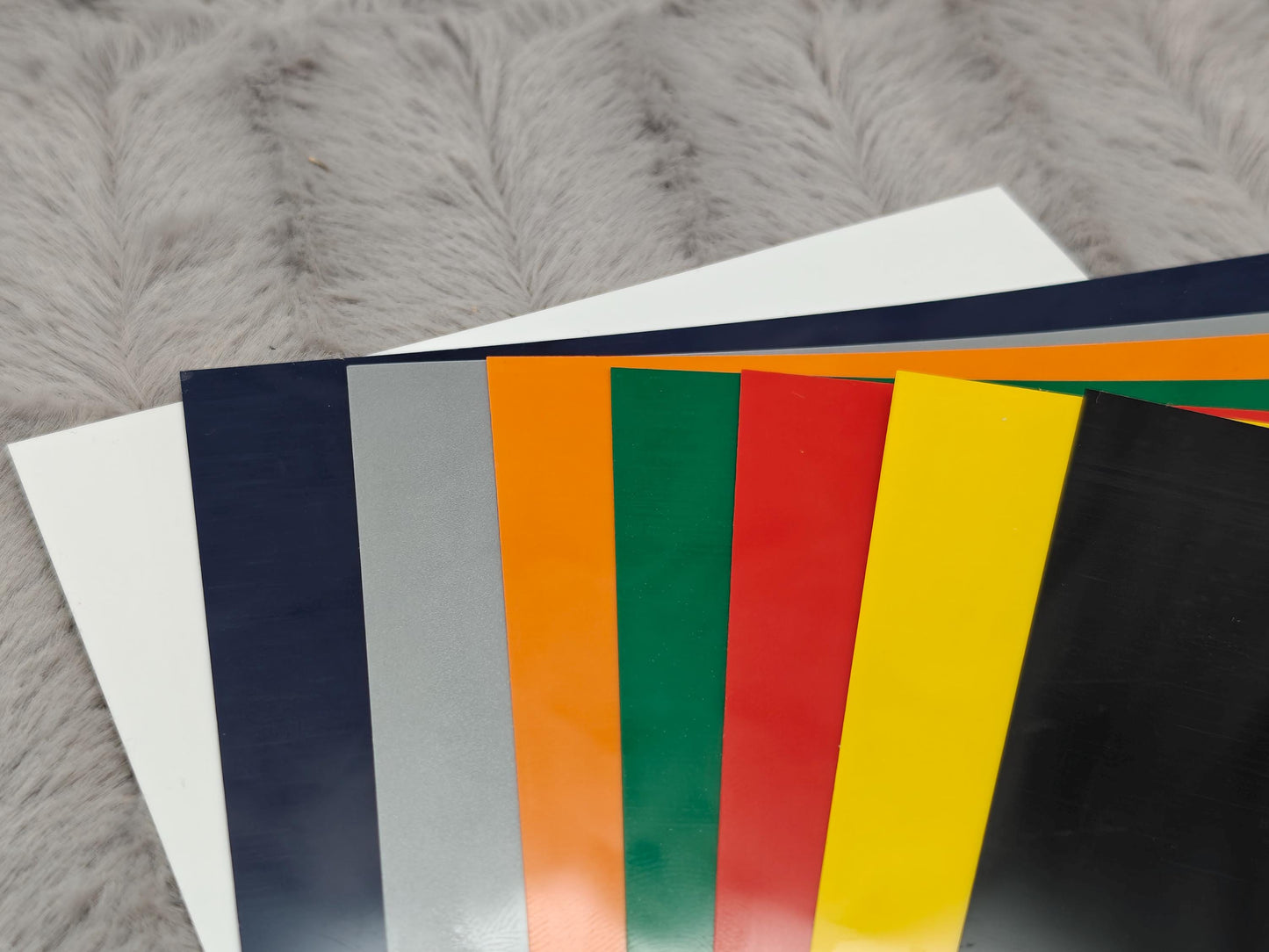 Schlüsselanhänger Filz personalisiert mit Namen 13 Farben zur Auswahl Geschenk