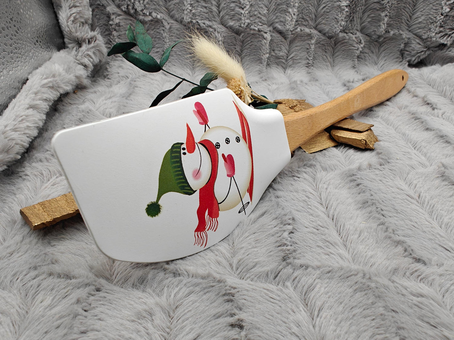 Silikonspatel XXXL personalisiert Schnemann Ski Weihnachten grün Teigschaber backen kochen ca. 32 cm lang mit Wunschgravur Küchenhelfer