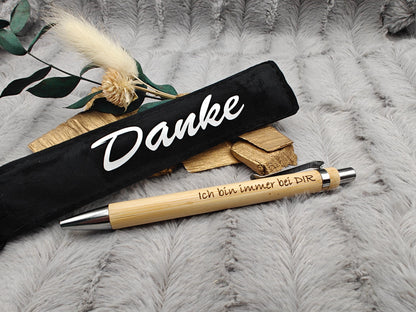 Kugelschreiber personalisiert aus Bambus mit Gravur und Samtetui mit Kordel mit Danke schwarz Kuli Stift Holz Gastgeschenk Geschenk Gift