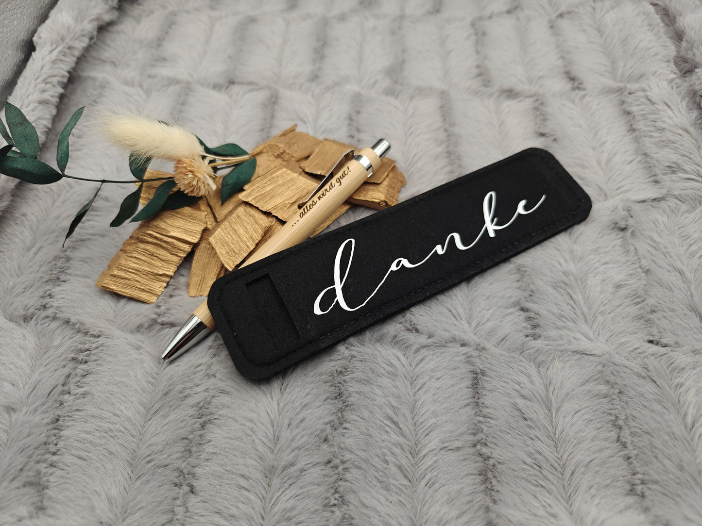 Kugelschreiber personalisiert aus Bambus mit Gravur und Filzetui mit Danke schwarz Kuli Stift Holz Gastgeschenk Geschenk Gift