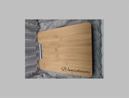 Schneidebrett rechteckig Bambus 32.5x25 cm mit Griff und Wunschgravur Vesperbrett Schneidbrett Brett Brettchen Geschenk