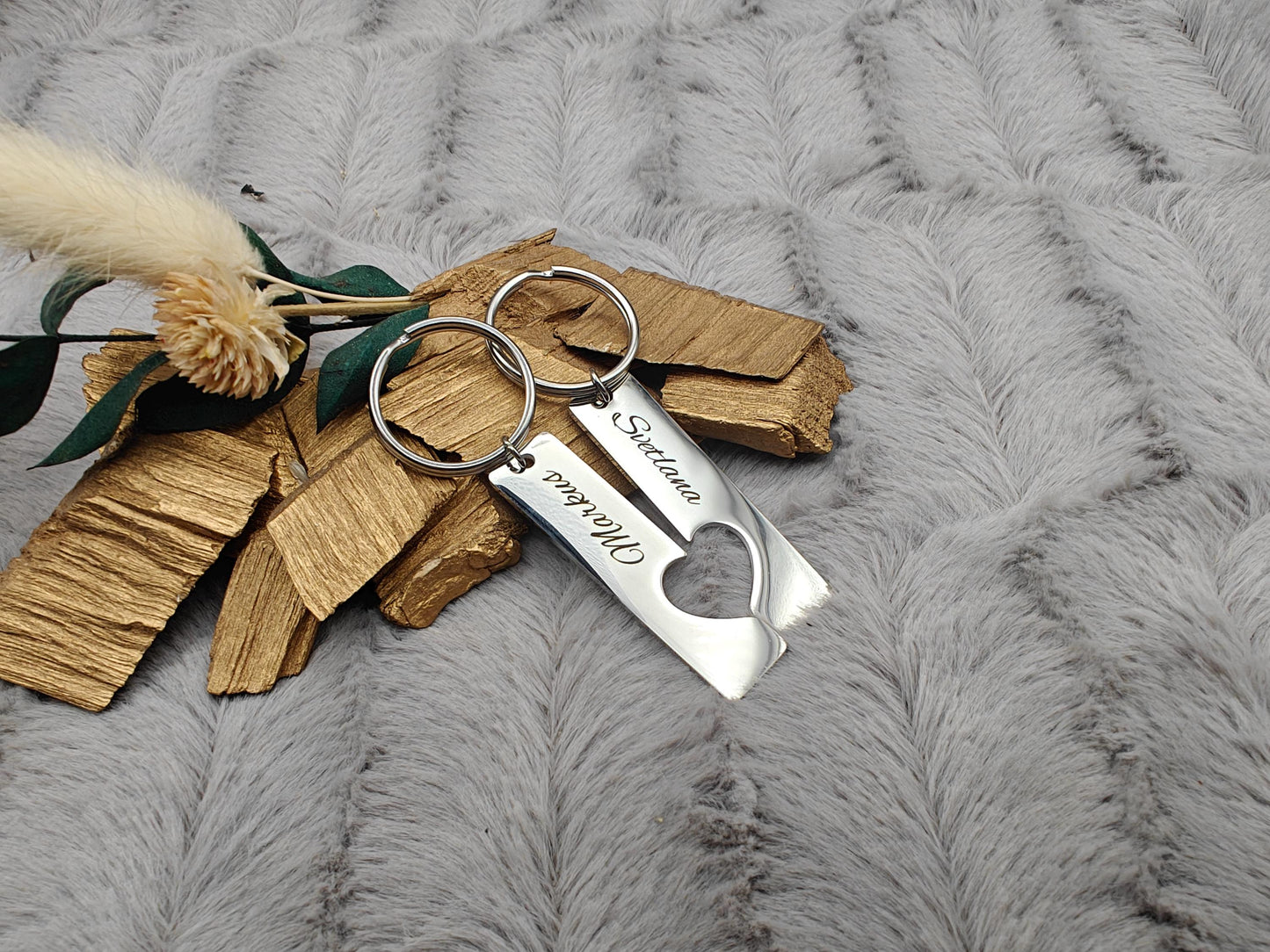 Schlüsselanhänger Liebespaar Herz silber mit Wunschgravur ideales Geschenk Geschenkidee