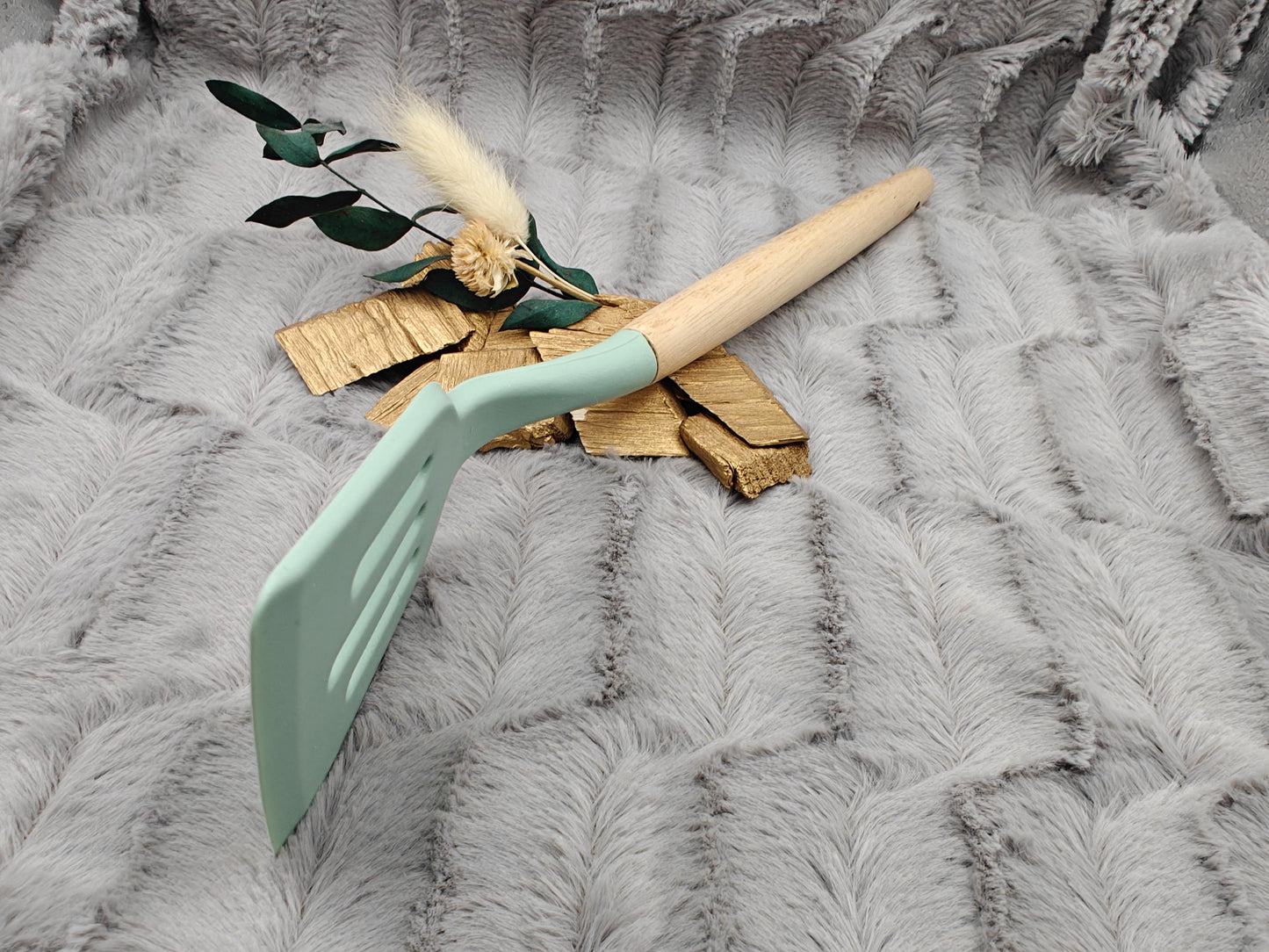 Pfannenwender personalisiert Silikon ca. 32 cm lang mit Wunschgravur Geschenk Küchenhelfer mintgrün oder schwarz