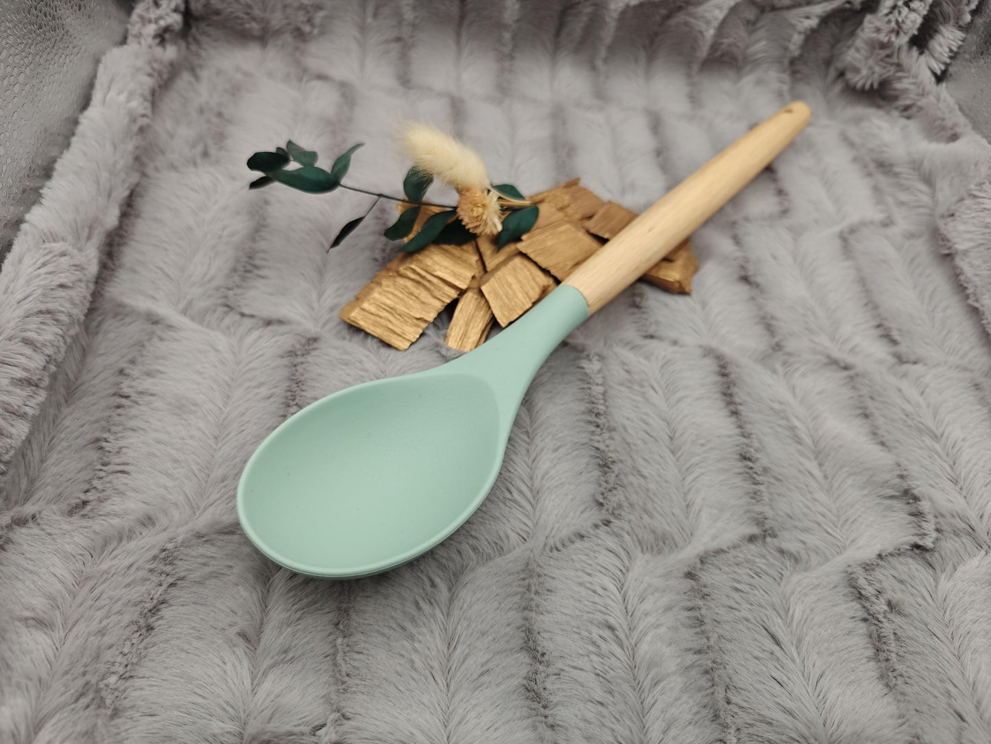 Kochlöffel personalisiert Silikon ca. 31 cm lang mit Wunschgravur Geschenk Küchenhelfer mintgrün oder schwarz