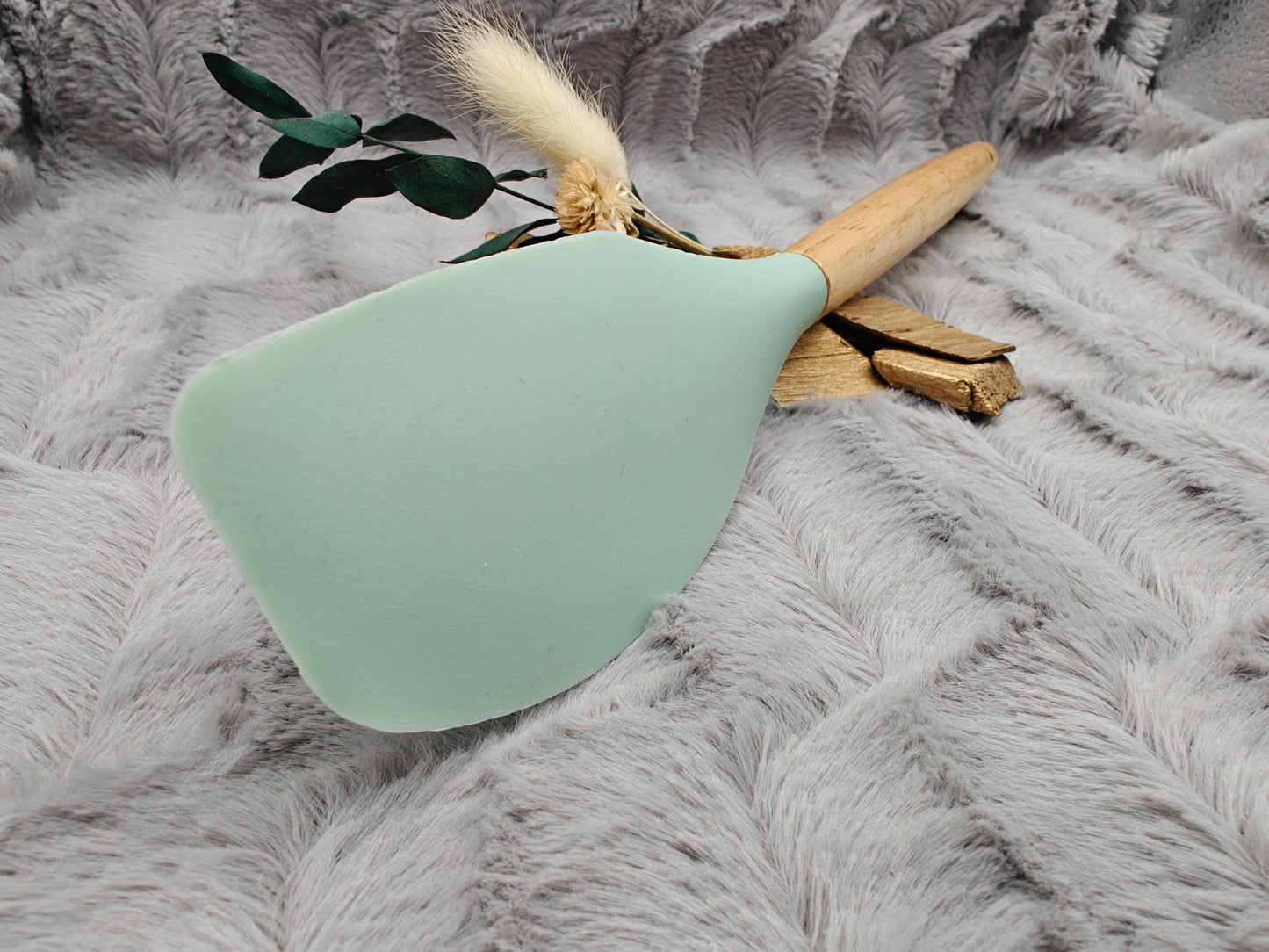 Teigschaber Silikonspatel Pfannenwender personalisiert ca. 31 cm lang mit Wunschgravur Geschenk Küchenhelfer mintgrün oder schwarz
