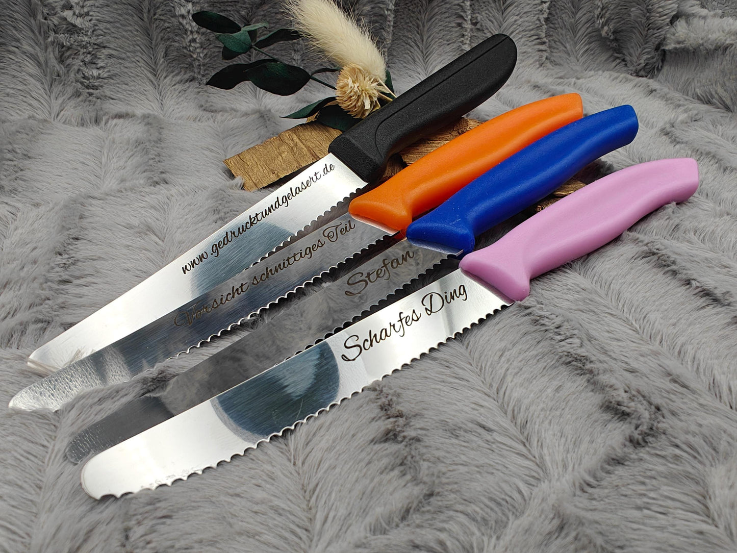 Messer personalisiert Küchenmesser Tomatenmesser mit individueller Gravur 11 cm Klinge 7 Farben zur Wahl