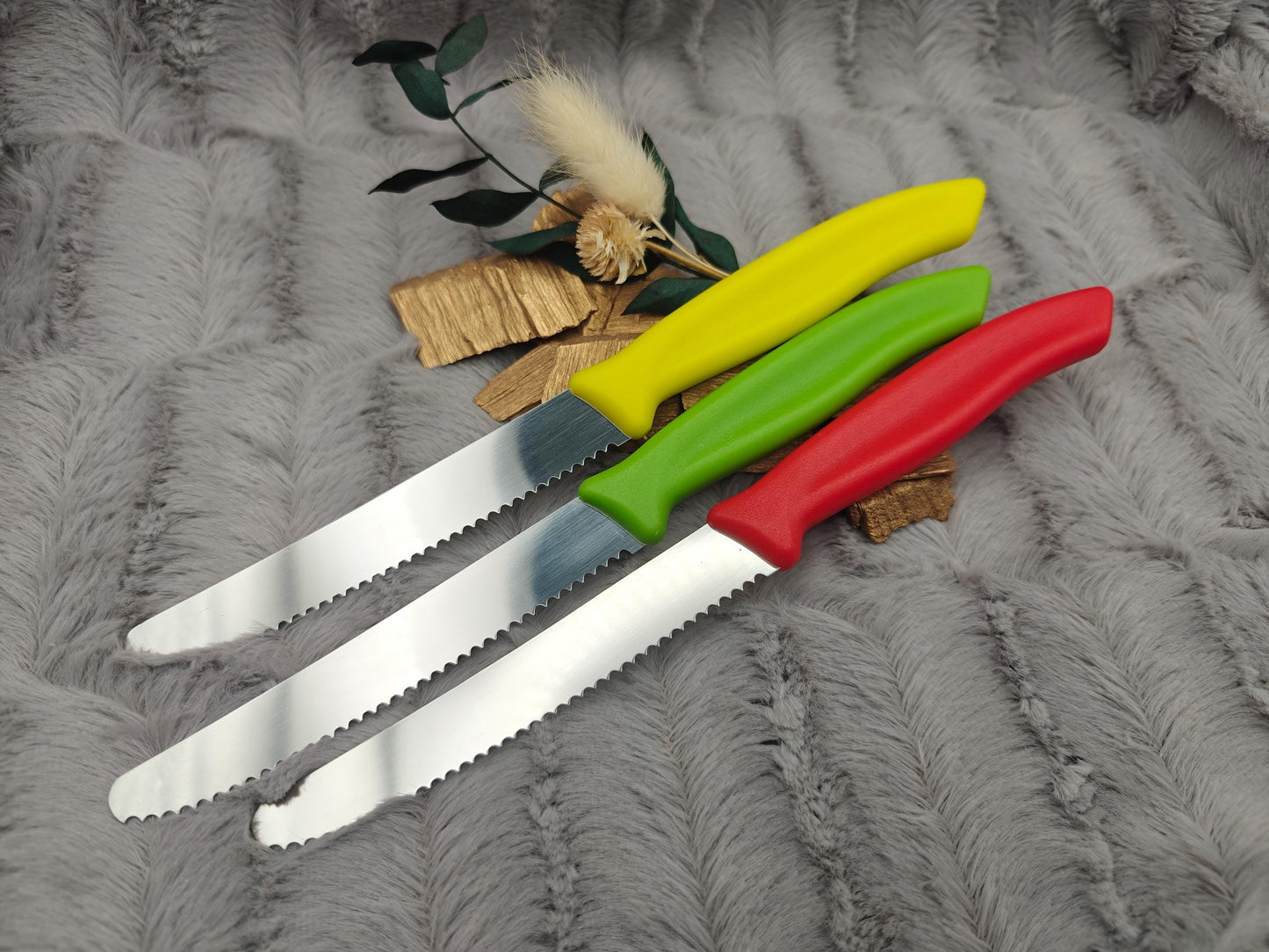Messer personalisiert Küchenmesser Tomatenmesser mit individueller Gravur 11 cm Klinge 7 Farben zur Wahl