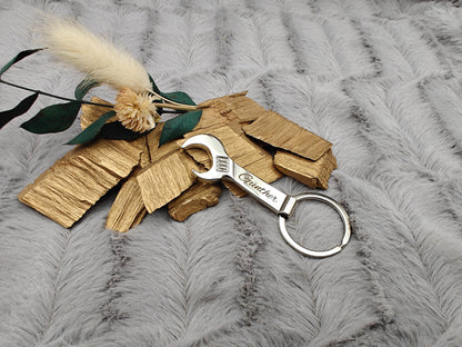Schlüsselanhänger Flaschenöffner Gabelschlüssel personalisiert mit Gravur Geschenk Geschenkidee Heimwerken Handwerker