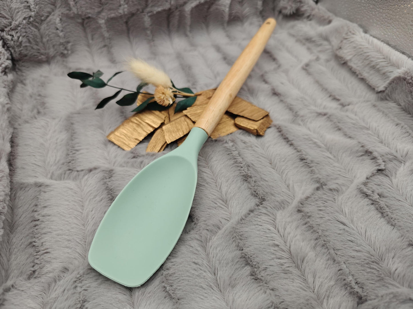 Kochlöffel personalisiert Silikon ca. 31 cm lang mit Wunschgravur Geschenk Küchenhelfer mintgrün oder schwarz
