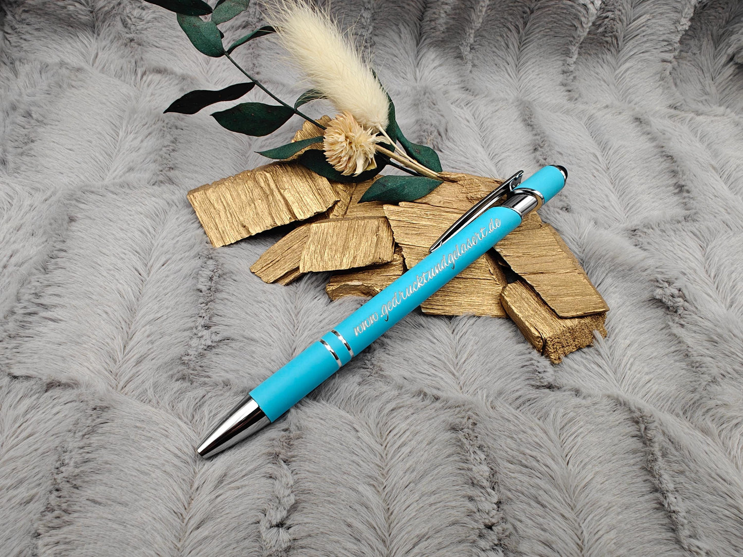 Kugelschreiber personalisiert mit Touchpen blau himmelblau oder dunkelblau aus Aluminium mit Gravur Kuli Stift Holz Gastgeschenk Geschenk