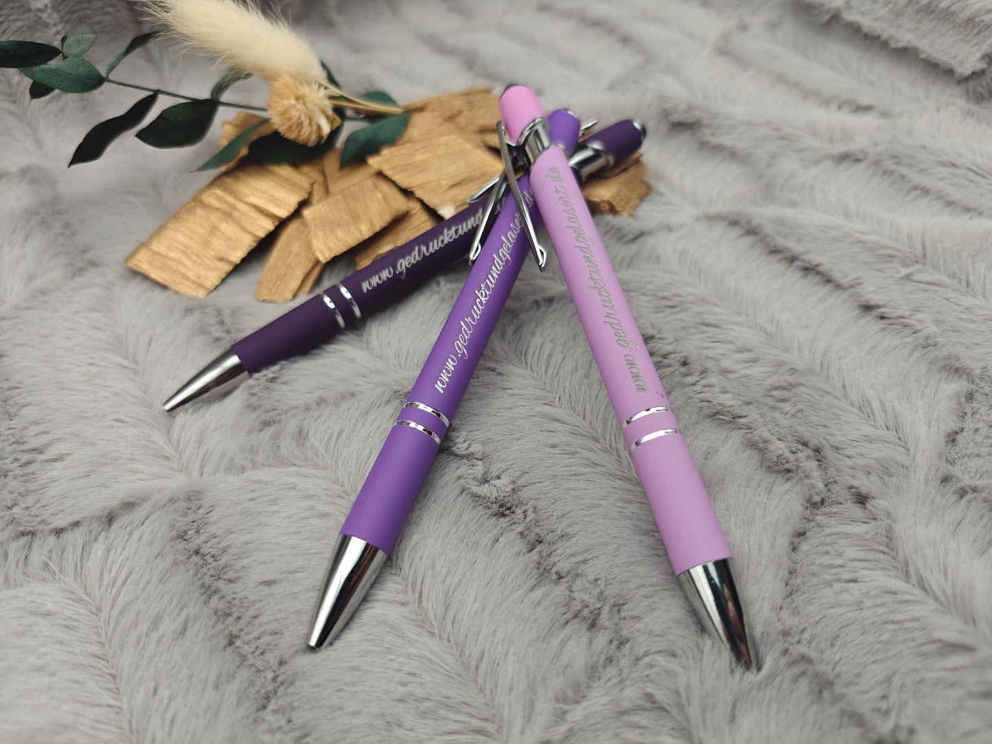 Kugelschreiber personalisiert mit Touchpen lila flieder dunkellila aus Aluminium mit Gravur Kuli Stift Holz Gastgeschenk Geschenk