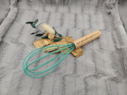 Schneebesen personalisiert mintgrün Silikon personalisiert Holz mintgrün kochen ca. 23,8 cm lang mit Gravur