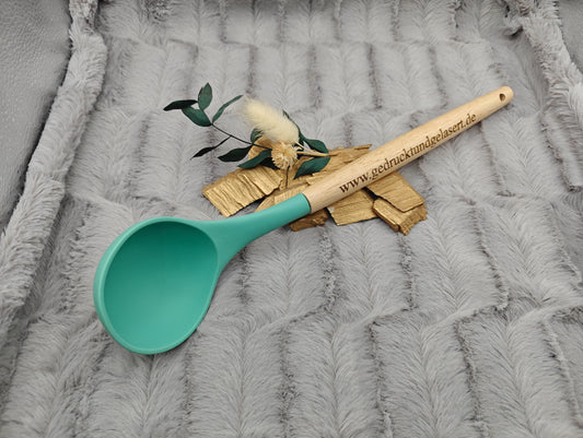 Suppenkelle personalisiert Soßenkelle Schöpflöffel Silikon personalisiert Holz mintgrün kochen ca. 30,5 cm lang mit Gravur