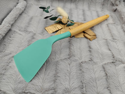 Pfannenwender personalisiert Kochlöffel Silikon ca. 31 cm lang mit Wunschgravur Geschenk Küchenhelfer mintgrün