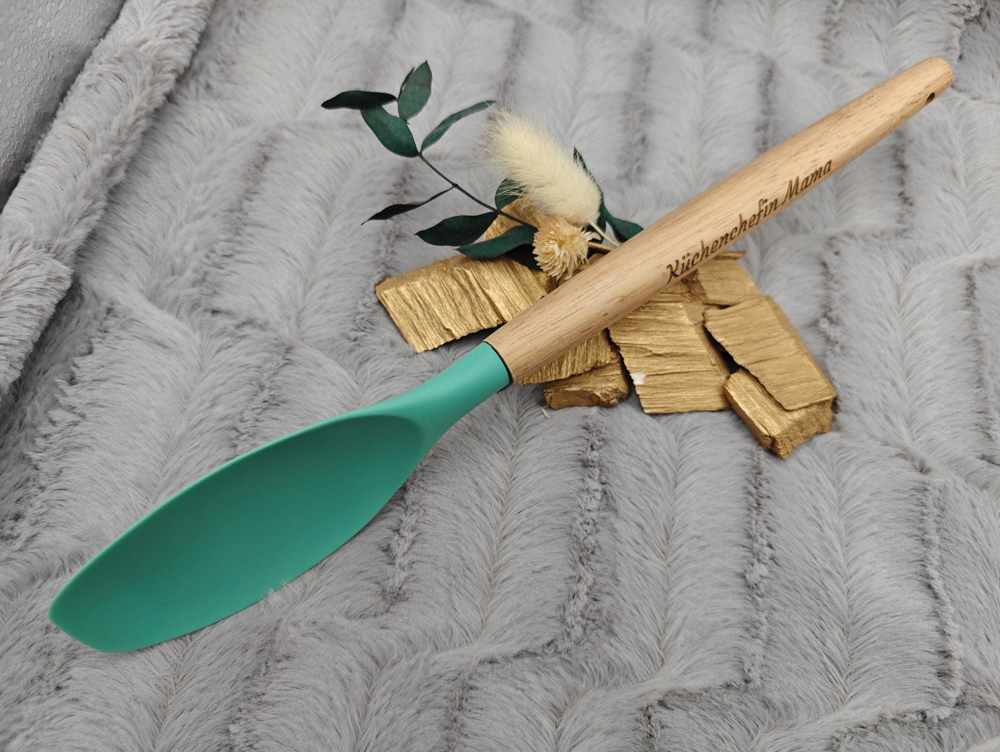 Kochlöffel personalisiert Pfannenwender Silikon ca. 31 cm lang mit Wunschgravur Geschenk Küchenhelfer mintgrün