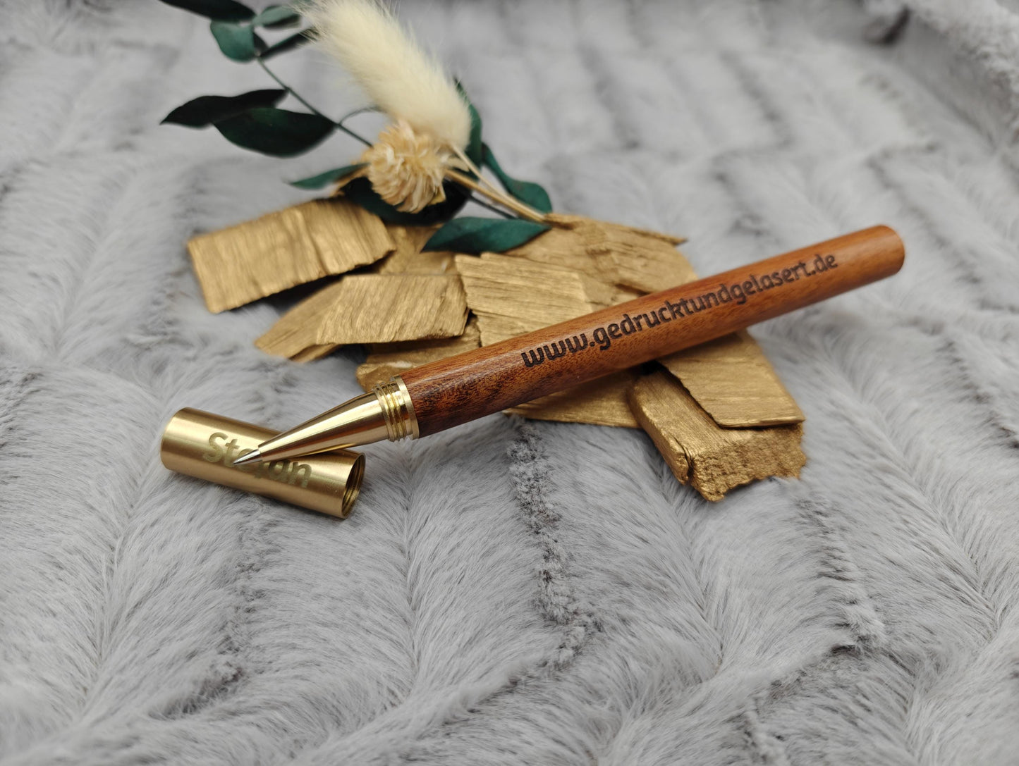 Edler Kugelschreiber Gelstift personalisiert mit Gravur schwarz Kuli Stift Holz Gastgeschenk Geschenk Gift