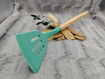 Pfannenwender personalisiert Kochlöffel Silikon ca. 31 cm lang mit Wunschgravur Geschenk Küchenhelfer mintgrün