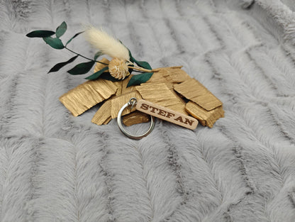 Personalisierter Schlüsselanhänger Holz mit Gravur | 4-seitig gestaltbar | Individueller Name & Datum | Holzanhänger Natur | Geschenkidee