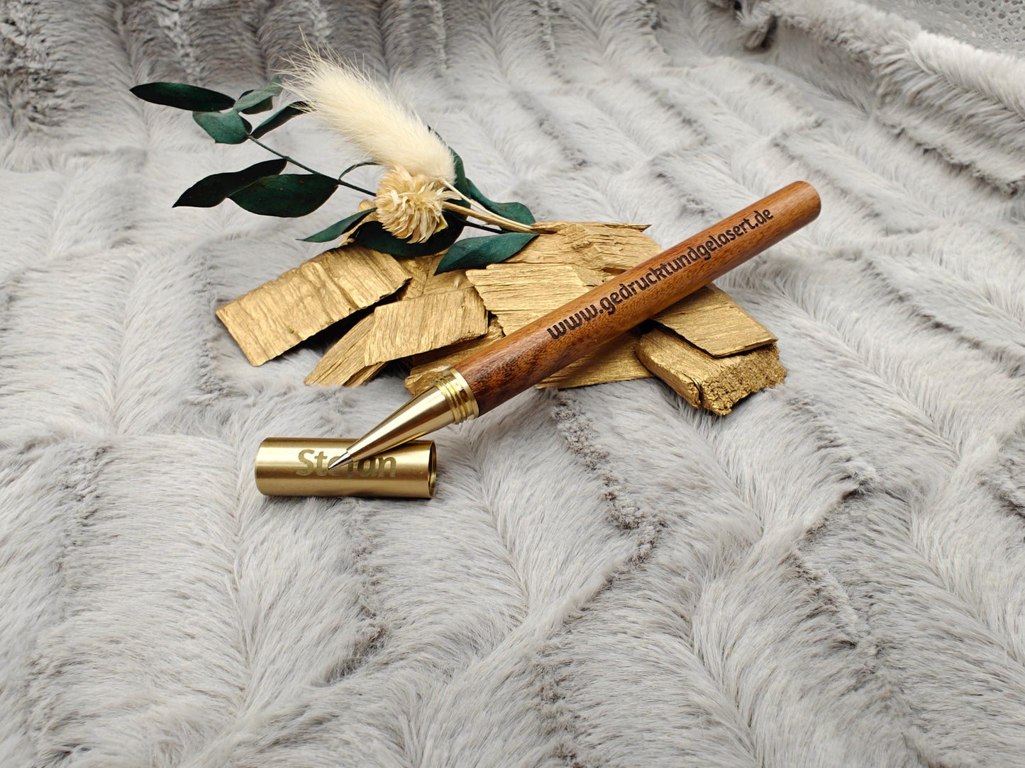 Edler Kugelschreiber Gelstift personalisiert mit Gravur schwarz Kuli Stift Holz Gastgeschenk Geschenk Gift