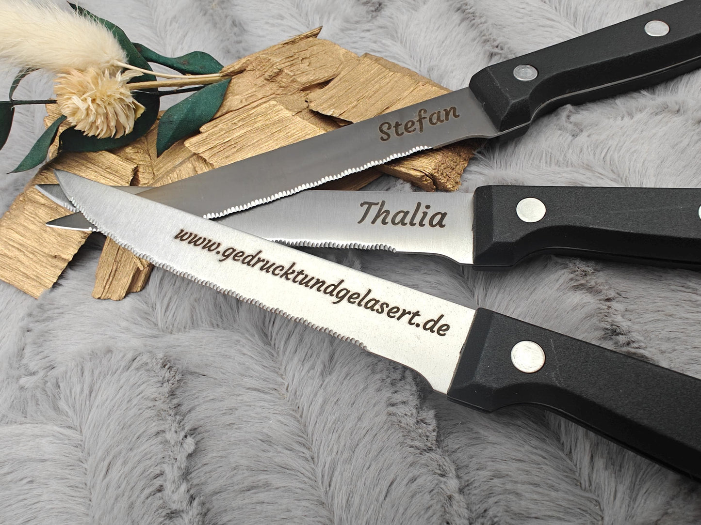Personalisiertes Steakmesser mit Gravur | Scharfes Fleischmesser Edelstahl | Grillmesser mit Name auf der Klinge | Geschenk für BBQ-Fans