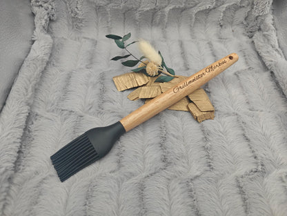 Silikonpinsel personalisiert Grillpinsel Backpinsel 27 cm lang 4 Farben zur Wahl backen marinieren, kochen mit individueller Gravur Geschenk