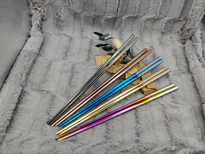1 Paar Chopsticks personalisiert 2 Stück Essstäbchen Edelstahl mit Gravur 23 cm 5 Farben zur Wahl Geschenk