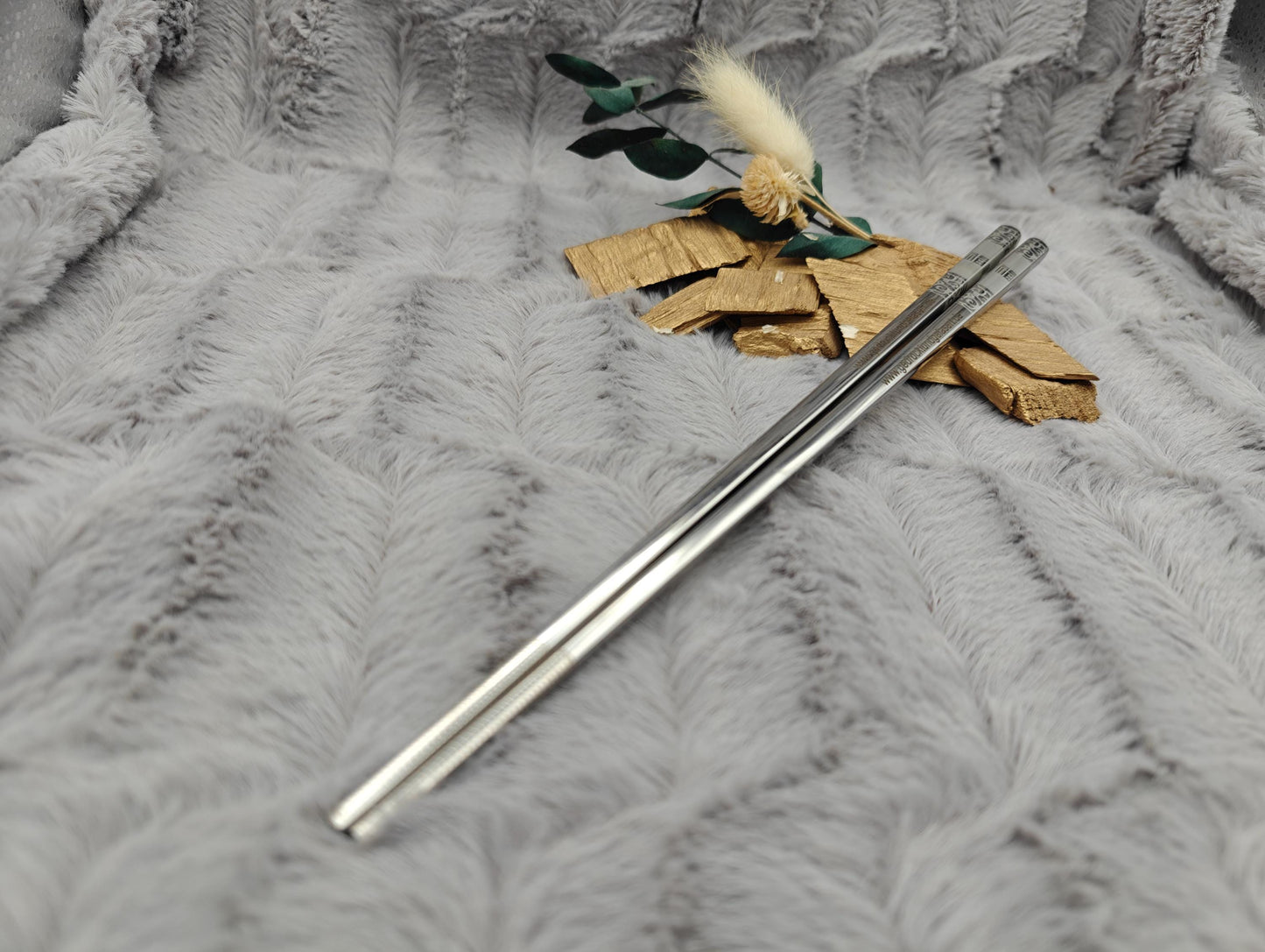 1 Paar Chopsticks personalisiert 2 Stück Essstäbchen Edelstahl mit Gravur 23 cm Wellenmuster Wahl Geschenk