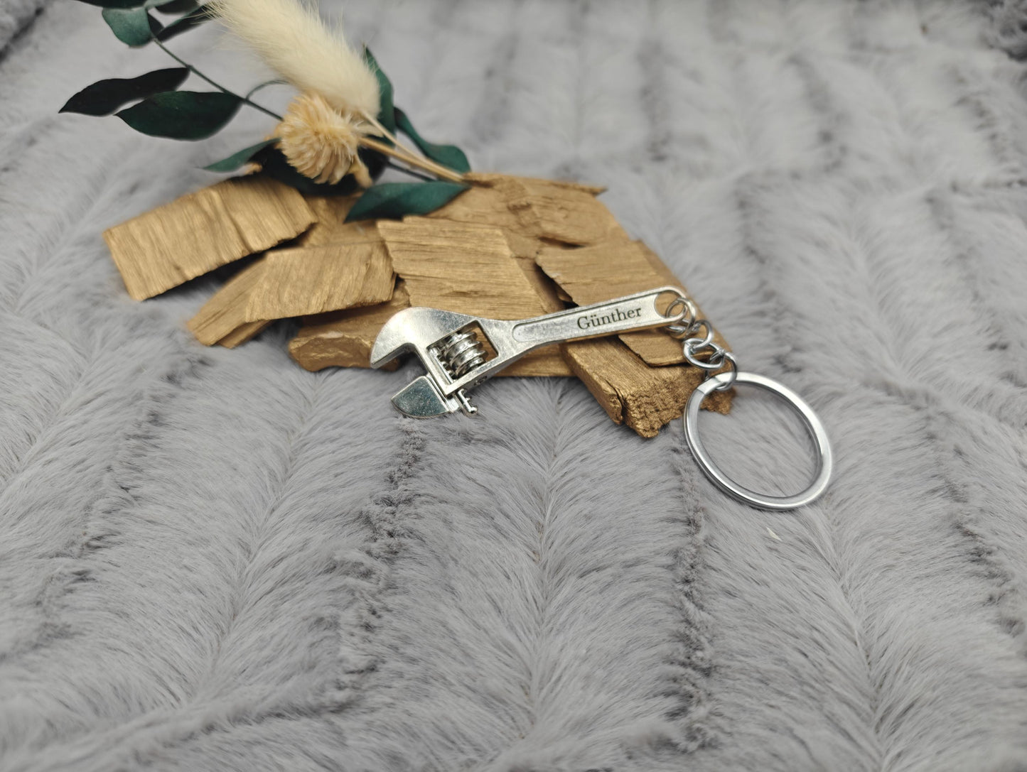 Schlüsselanhänger personalisiert Franzose mit Gravur Werkzeug Engländer DIY Heimwerken Stahl Geschenk