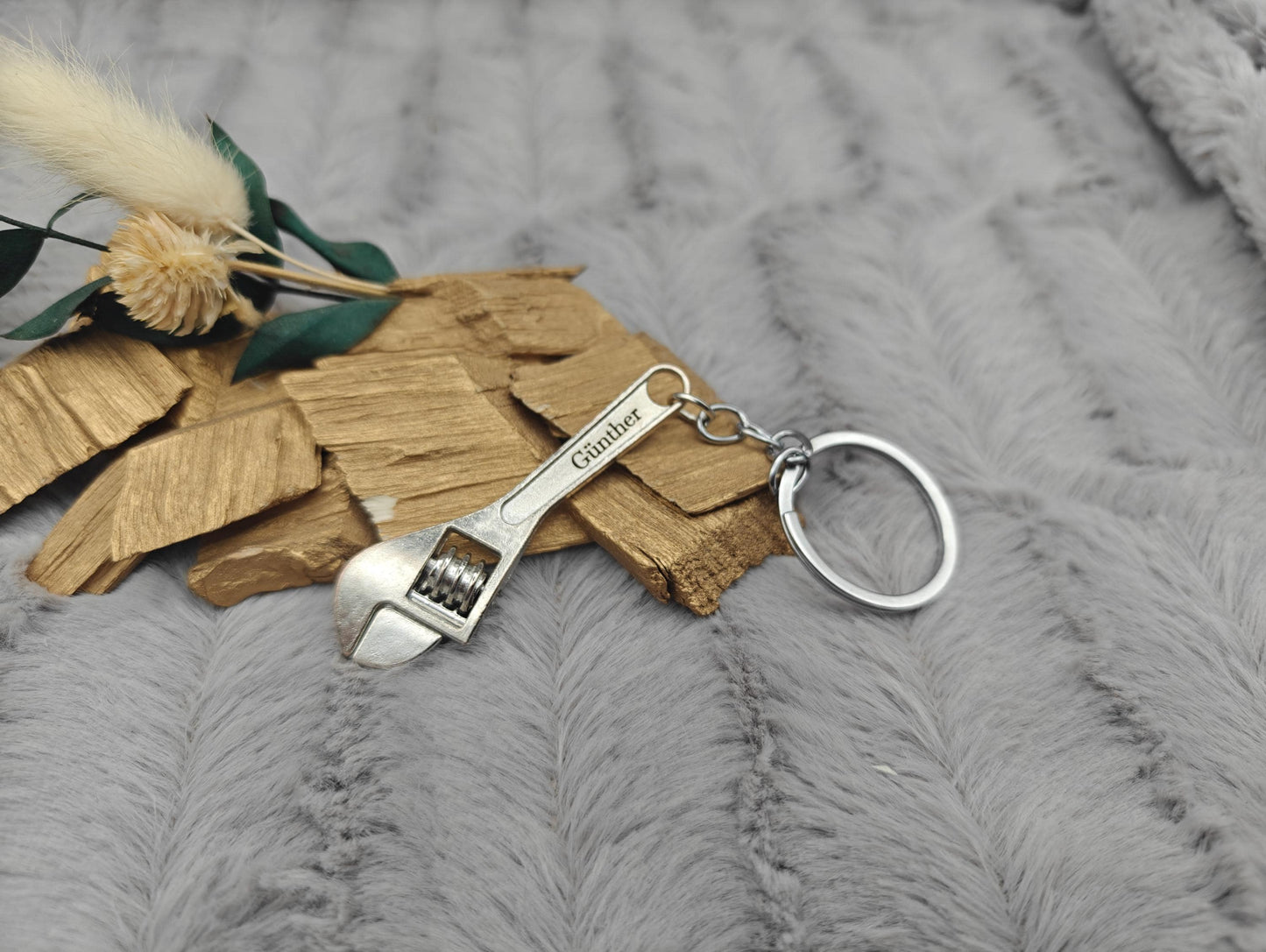 Schlüsselanhänger personalisiert Franzose mit Gravur Werkzeug Engländer DIY Heimwerken Stahl Geschenk