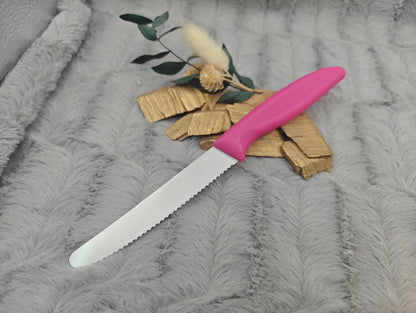 Personalisiertes Messer mit Gravur auf Klinge | Scharfes Brötchenmesser & Tomatenmesser Wellenschliff | Küchenmesser Edelstahl | Geschenk