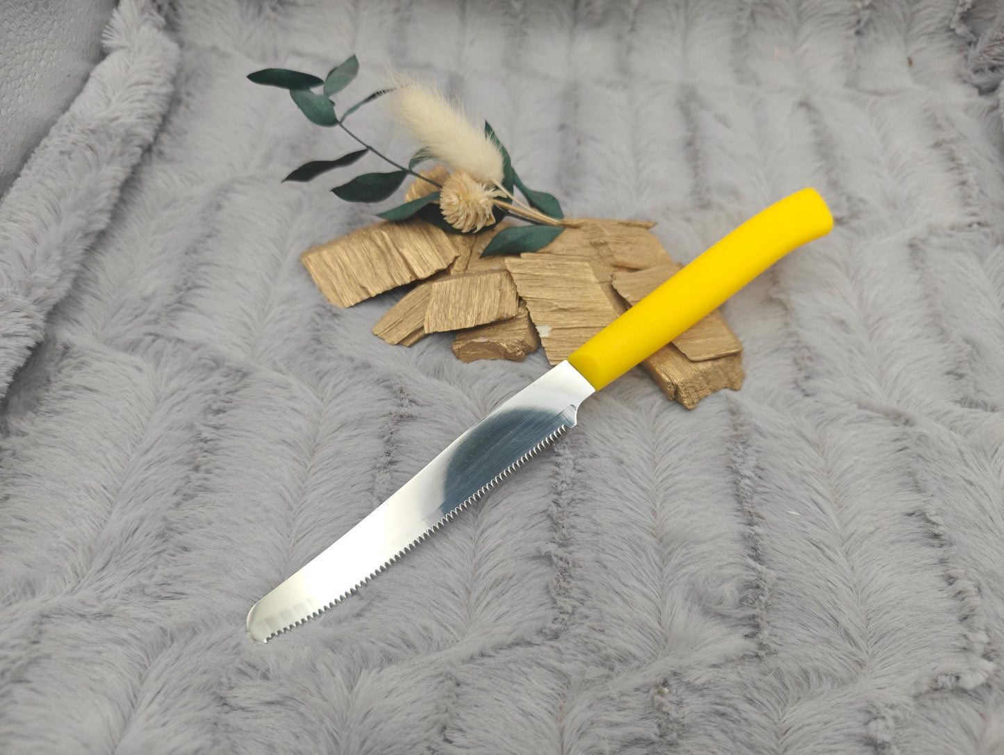 Personalisiertes Küchenmesser mit Gravur | Scharfes Brötchenmesser Wellenschliff | Individuelles Tomatenmesser | Edelstahl Vesper-Messer