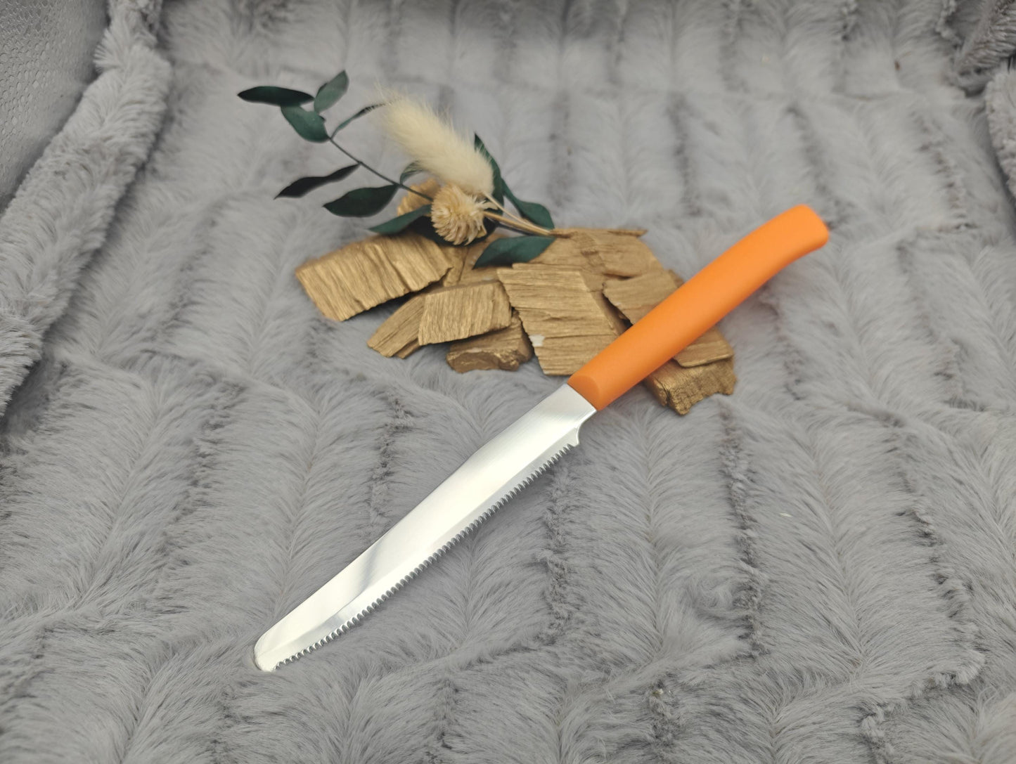 Personalisiertes Küchenmesser mit Gravur | Scharfes Brötchenmesser Wellenschliff | Individuelles Tomatenmesser | Edelstahl Vesper-Messer
