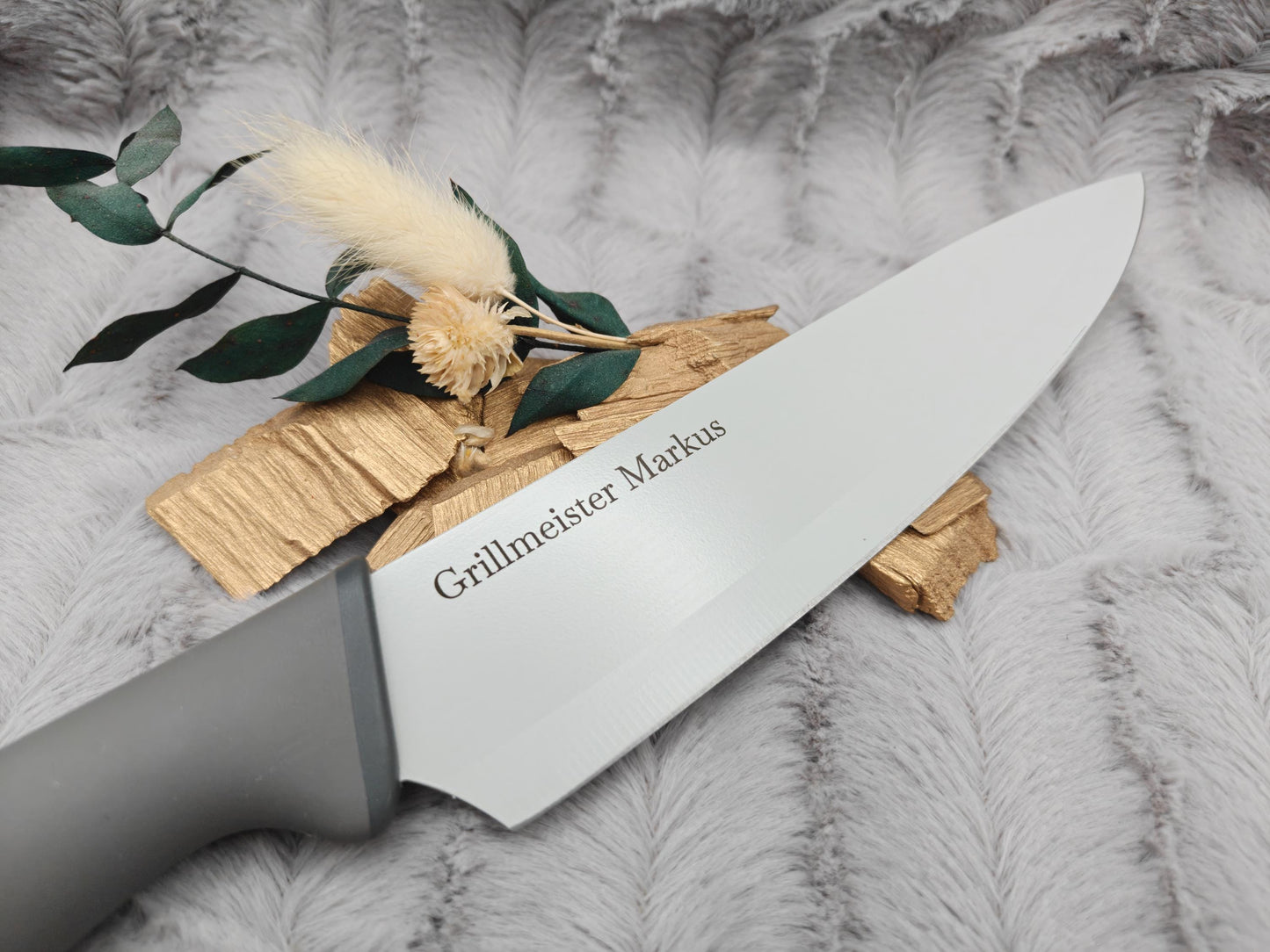 Personalisiertes Kochmesser Chefmesser mit Gravur | Scharfes Küchenmesser Edelstahl 20 cm | mit Name & Schutzhülle | Antihaft-Beschichtung