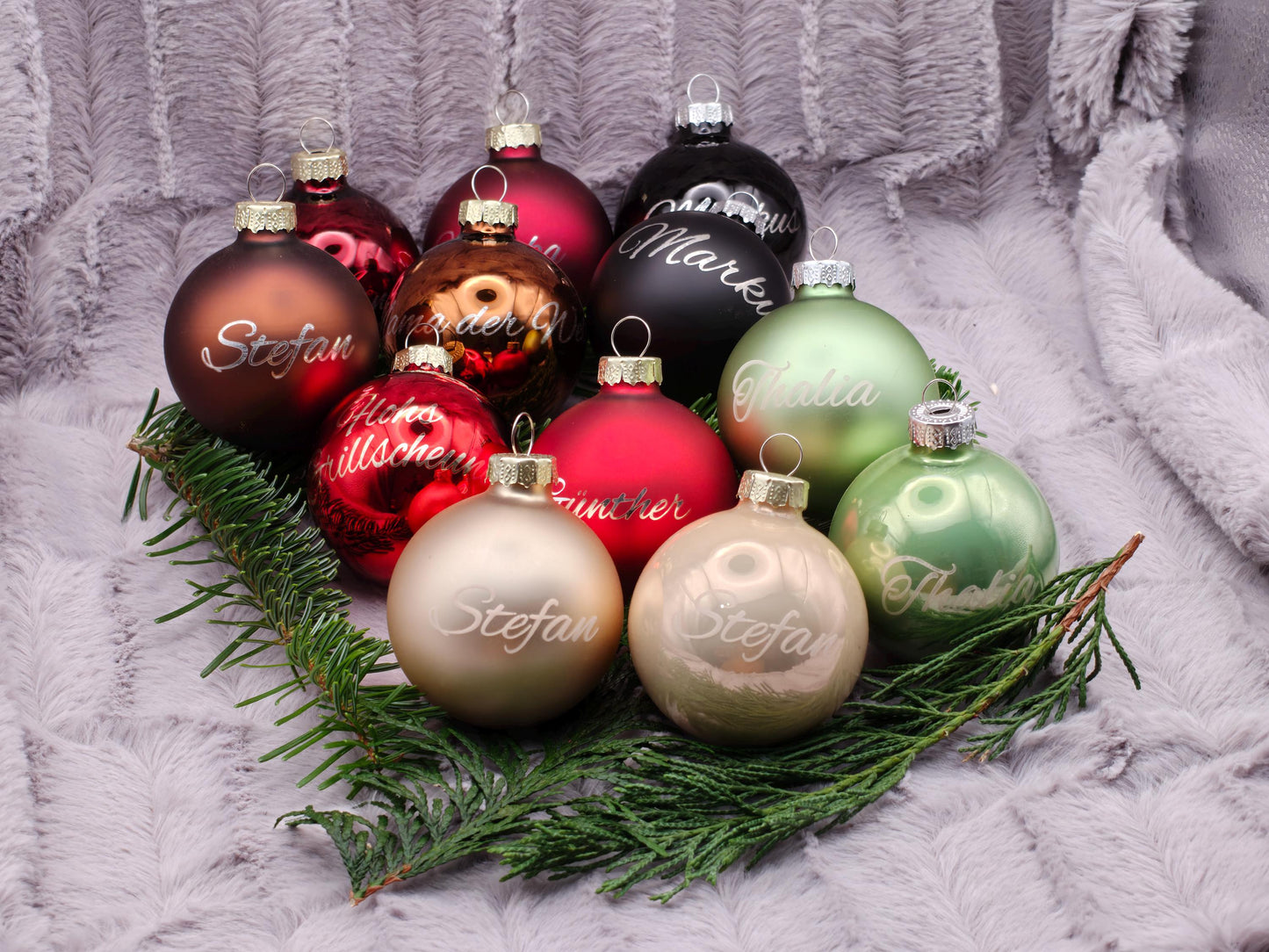 Personalisierte Christbaumkugel Glas | 58mm Weihnachtskugel mit Name graviert | Echtglas Baumschmuck Matt & Glänzend | Geschenk Dekoration