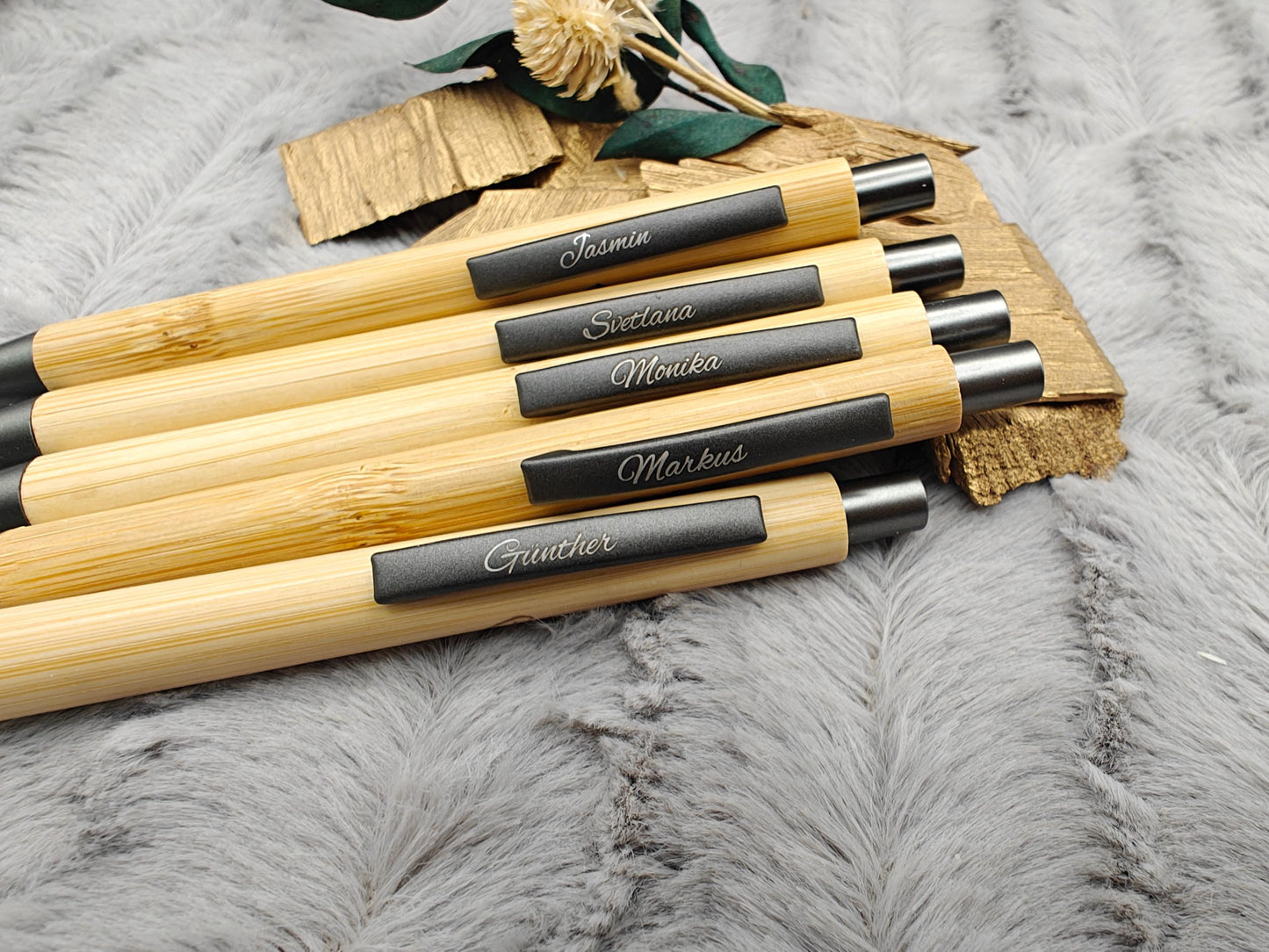 Kugelschreiber personalisiert aus Bambus mit Gravur gunmetal Kuli Stift Holz Gastgeschenk Geschenk Gift